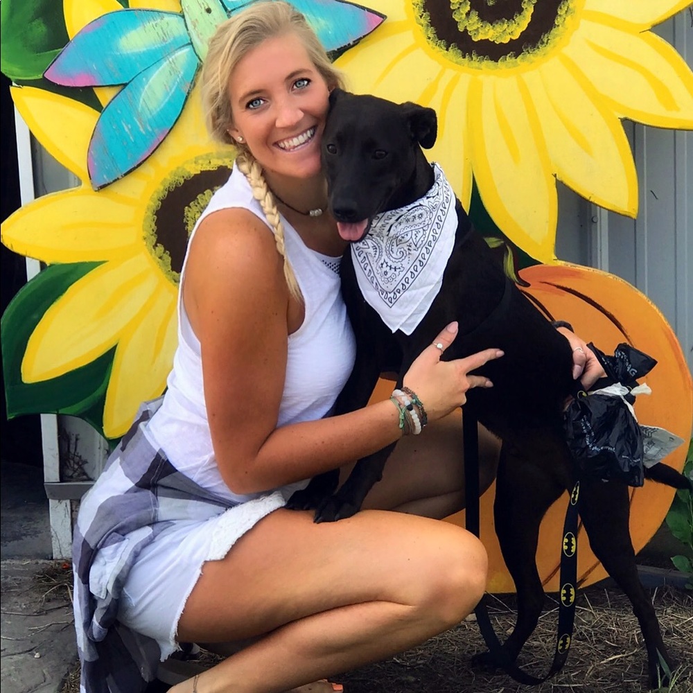 Meet your Posher, Danielle